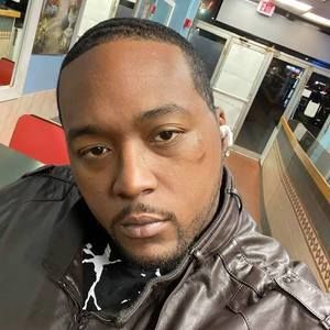 Meet your Posher, Clifton